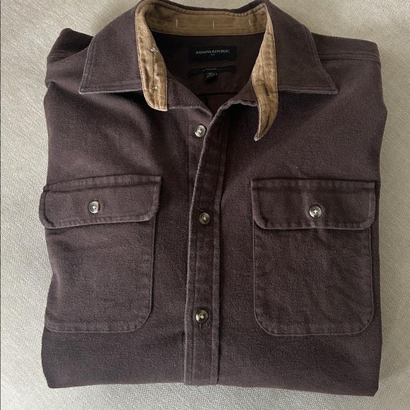 Banana Republic Brushed Cotton With Suede Elbows and Inside Collar - Picture 5 of 5